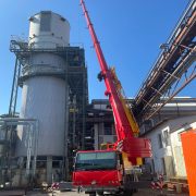 Autojeřáb Liebherr LTM 1070 4.2 — fotografie 2